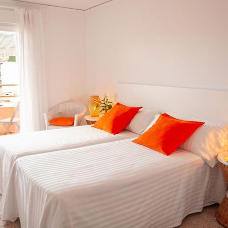 Hostal Comercio Dénia Eksteriør billede