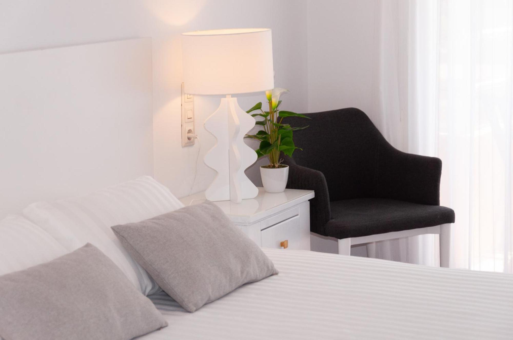 Hostal Comercio Dénia Eksteriør billede