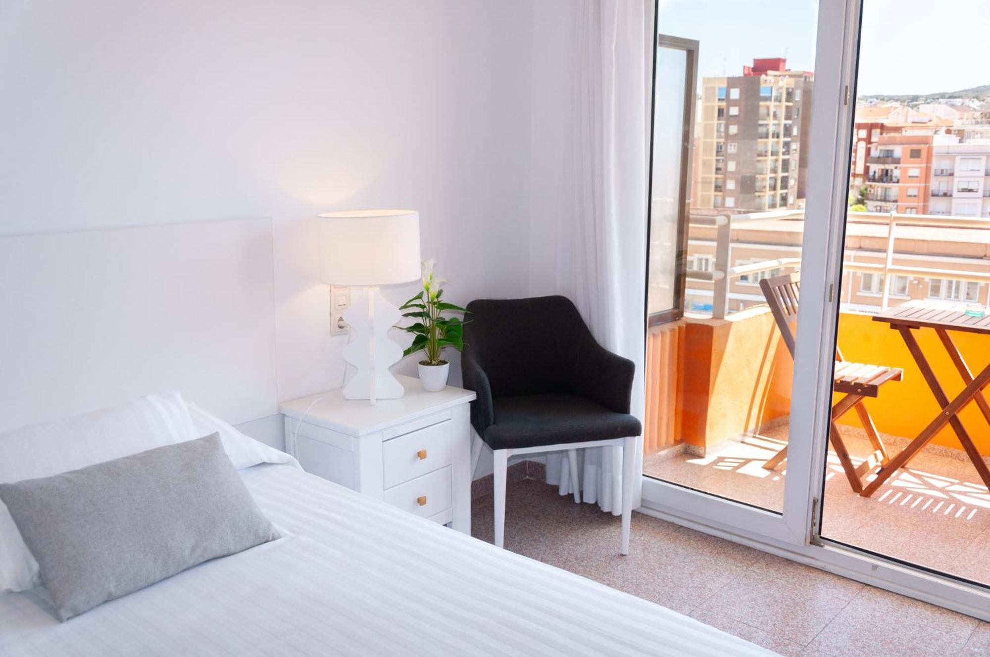 Hostal Comercio Dénia Eksteriør billede