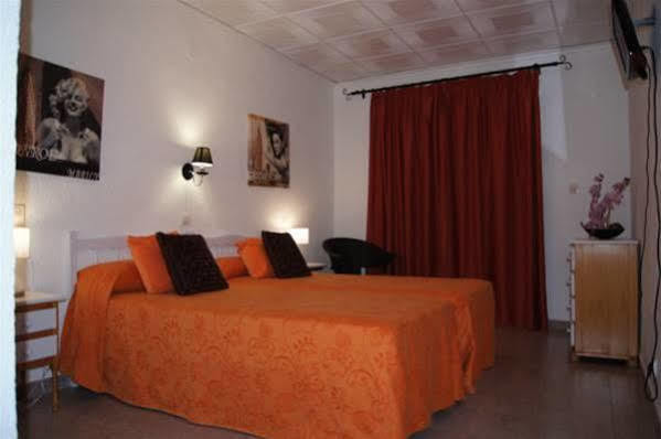 Hostal Comercio Dénia Eksteriør billede